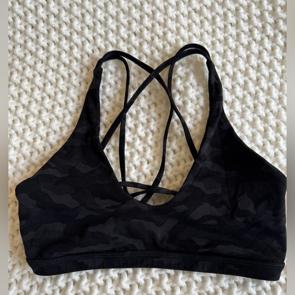 Lululemon Nulu strappy scoop-neck bra
